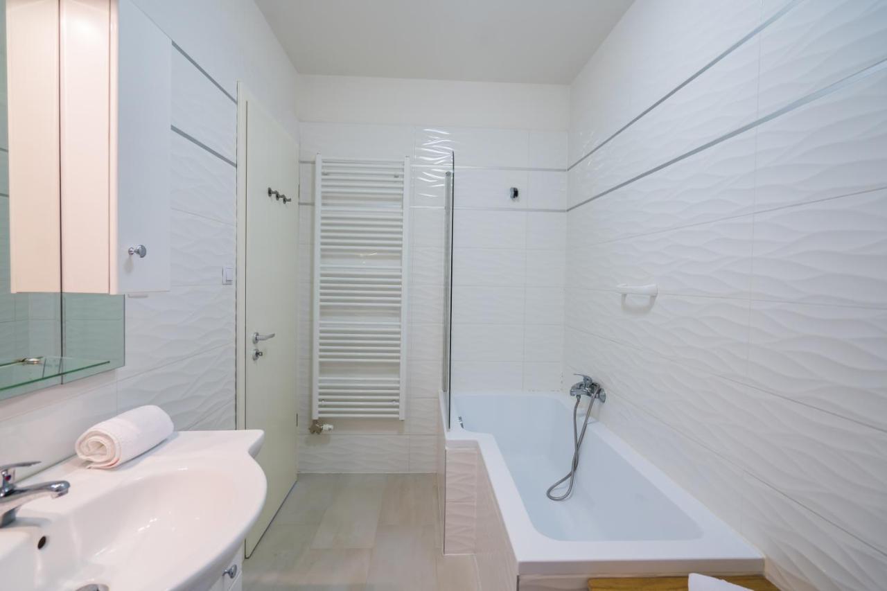 Myflat Luxy Beach Apartment Siófok Exterior foto