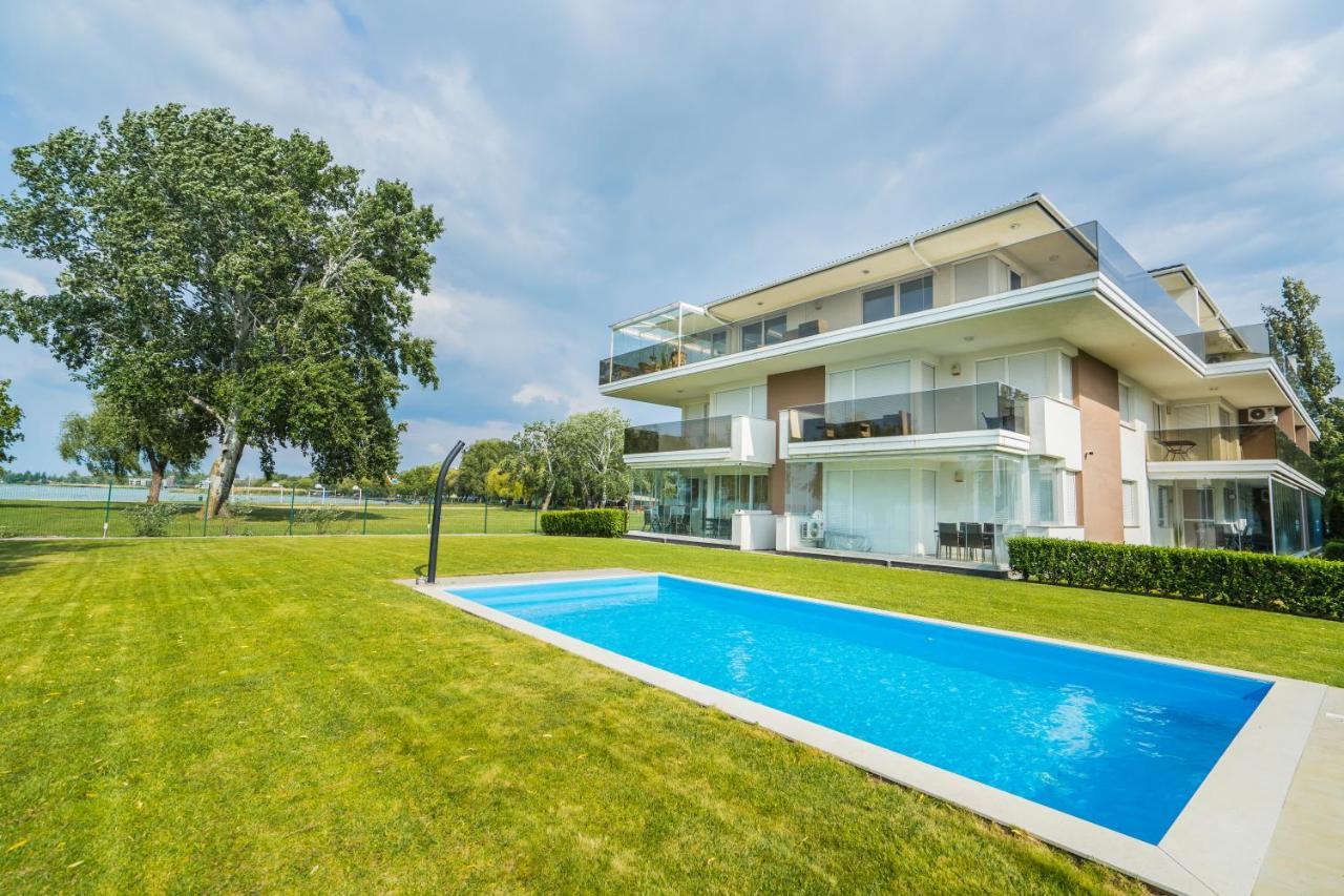 Myflat Luxy Beach Apartment Siófok Exterior foto